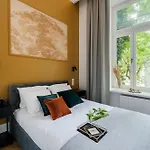Gentle Glow By Tyzenhauz Apartament