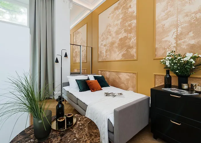 Gentle Glow By Tyzenhauz *