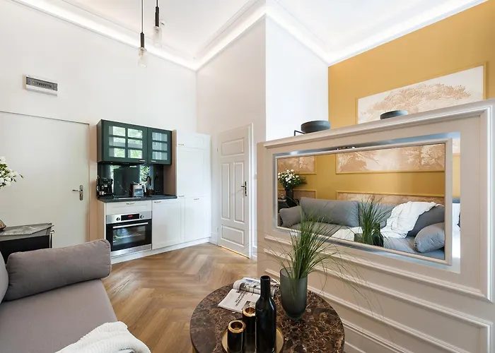 Gentle Glow By Tyzenhauz Apartment *